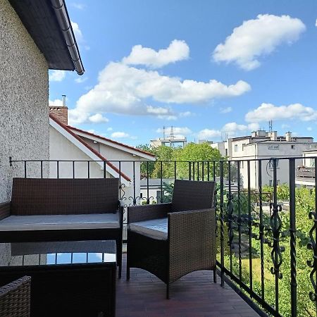 Dom Wypoczynkowy Rybnicka - Apartamenty グディニャ エクステリア 写真
