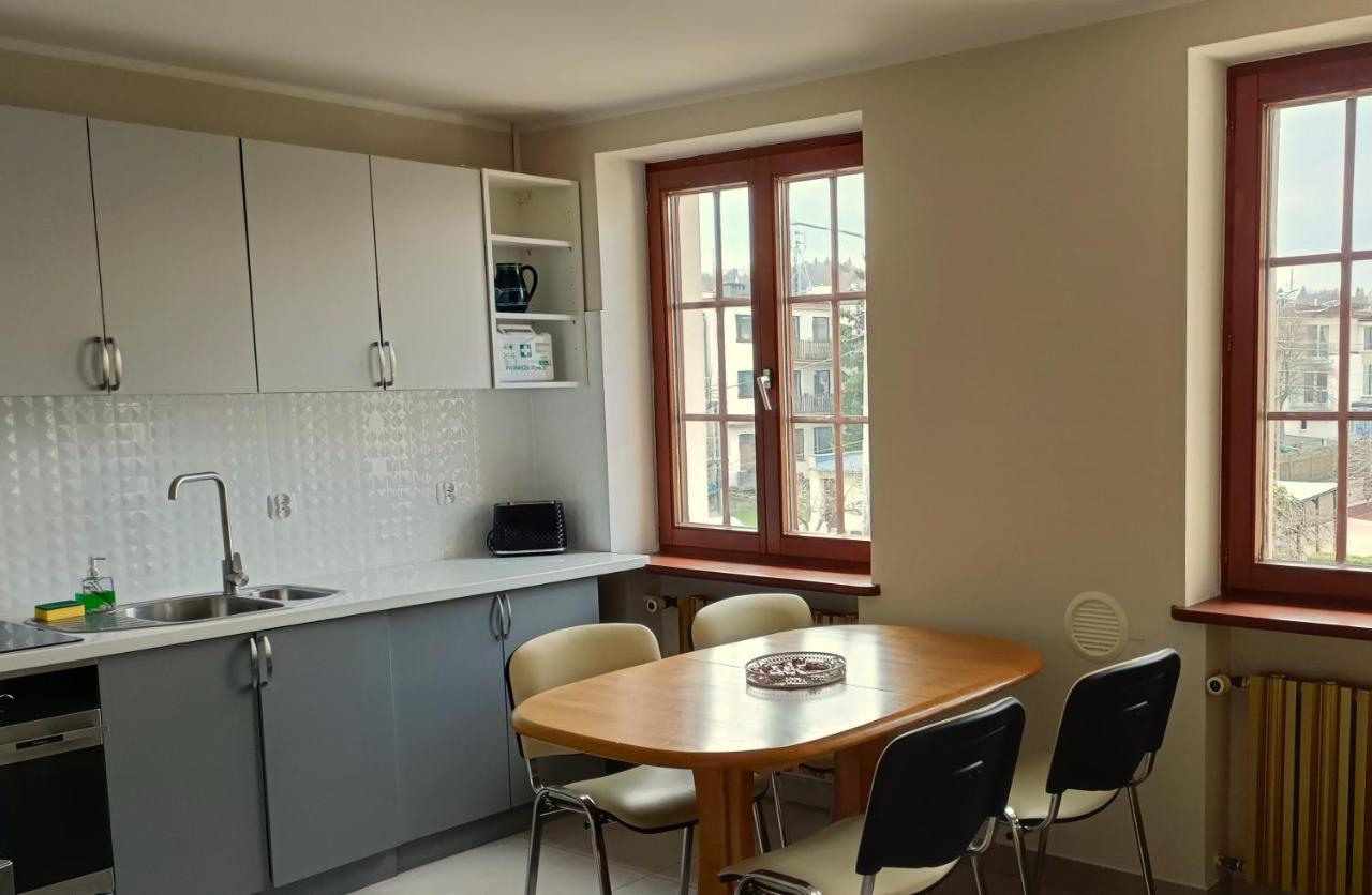Dom Wypoczynkowy Rybnicka - Apartamenty グディニャ エクステリア 写真