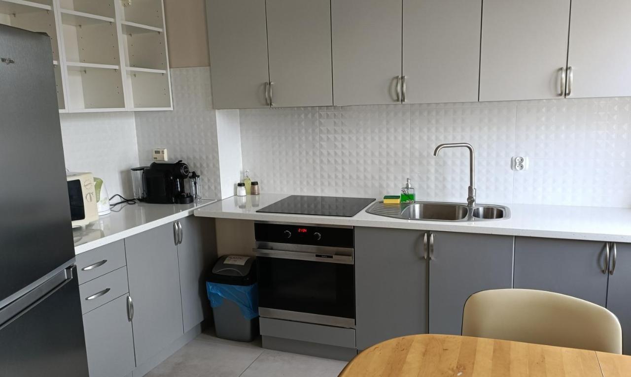 Dom Wypoczynkowy Rybnicka - Apartamenty グディニャ エクステリア 写真